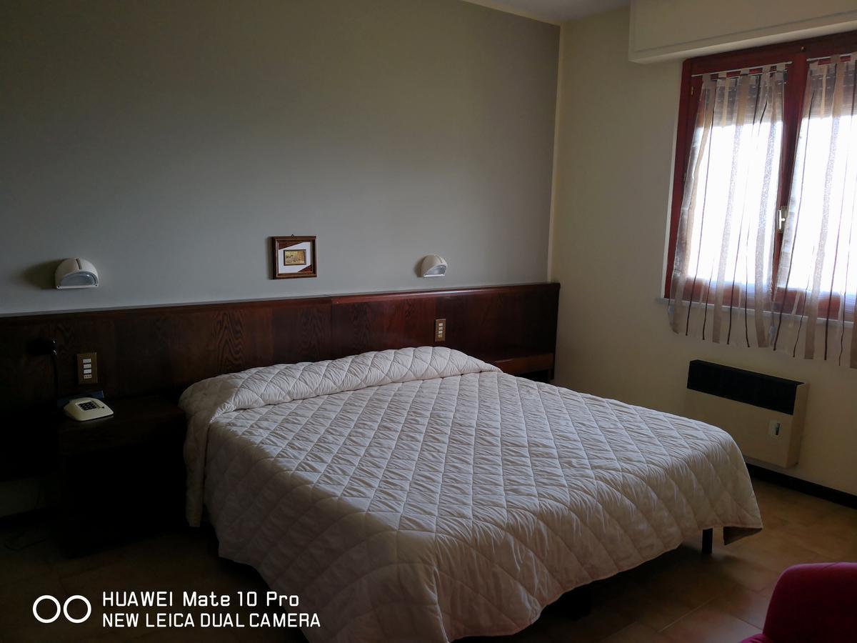 Hotel Firenze Chianciano Terme Εξωτερικό φωτογραφία