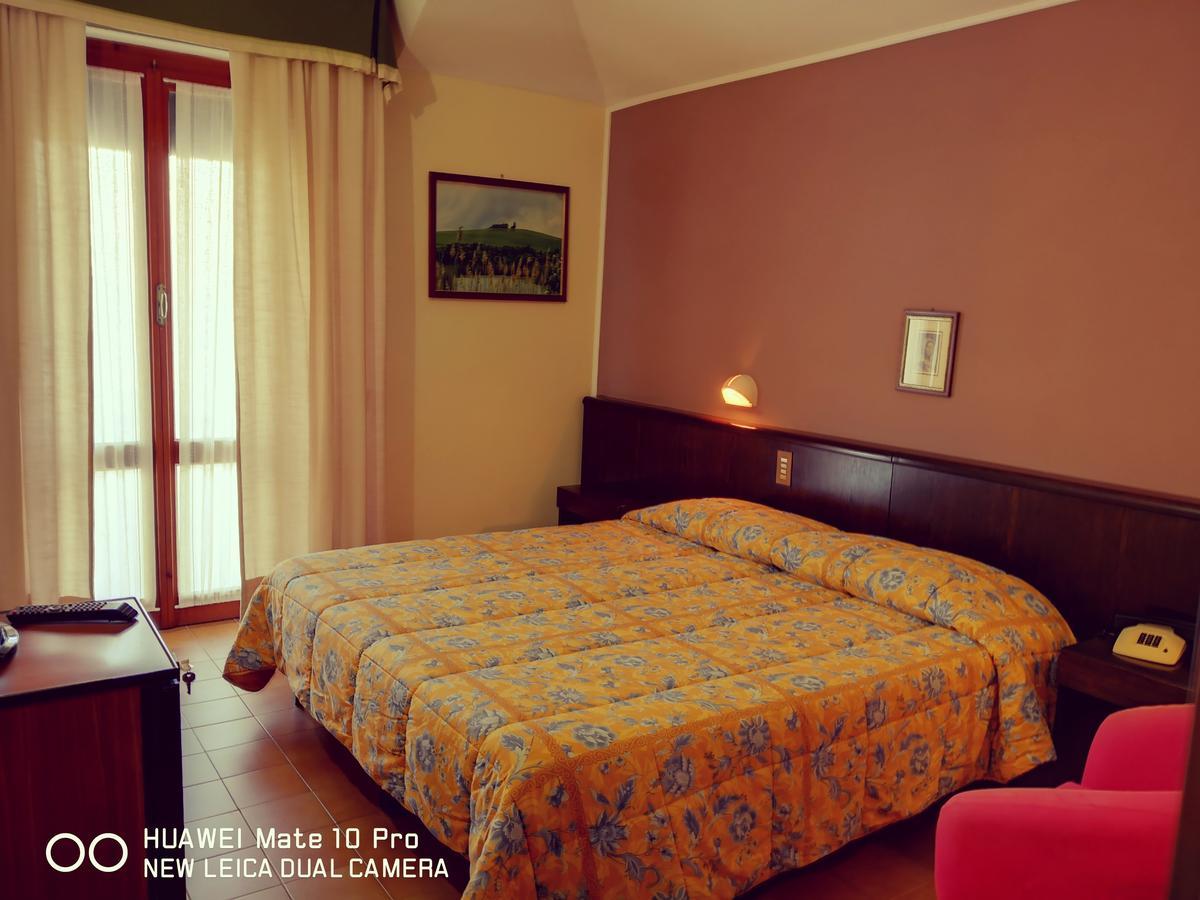 Hotel Firenze Chianciano Terme Εξωτερικό φωτογραφία